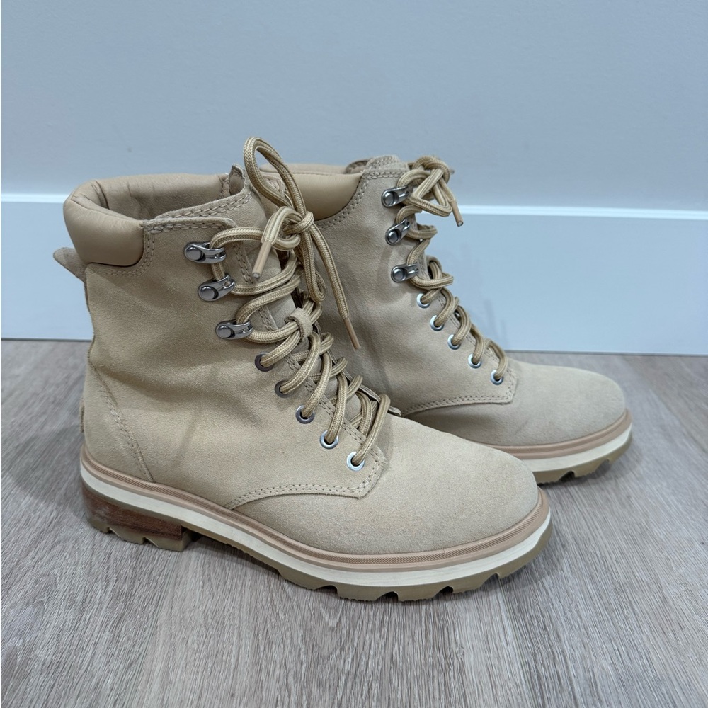 Sorel.  Lennox Lace Up. Size 9. Women’s.